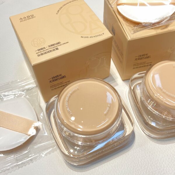 Small Squre Bottle Mousse Foundation Cream Oil Control And Clear